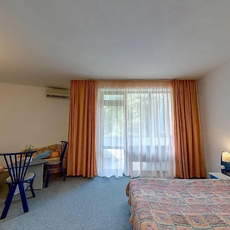 Elmar Hotel