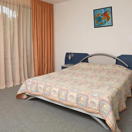 Otel Elmar Naousa