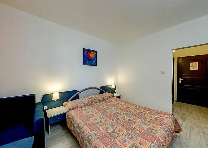 Хотел елмар 3*