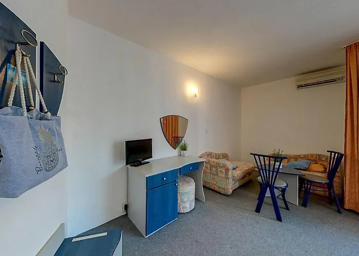 Хотел елмар 3*