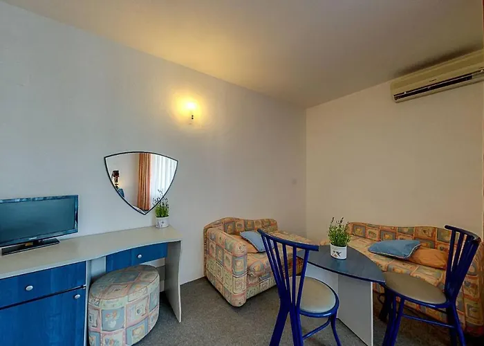 елмар Хотел Китен