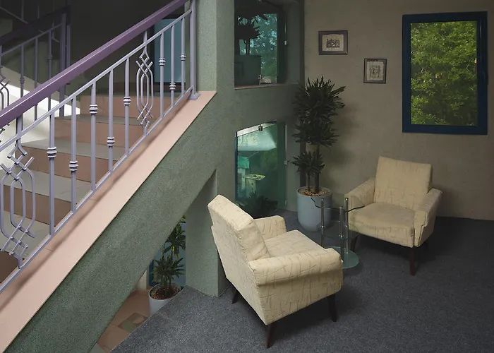 Хотел елмар Китен